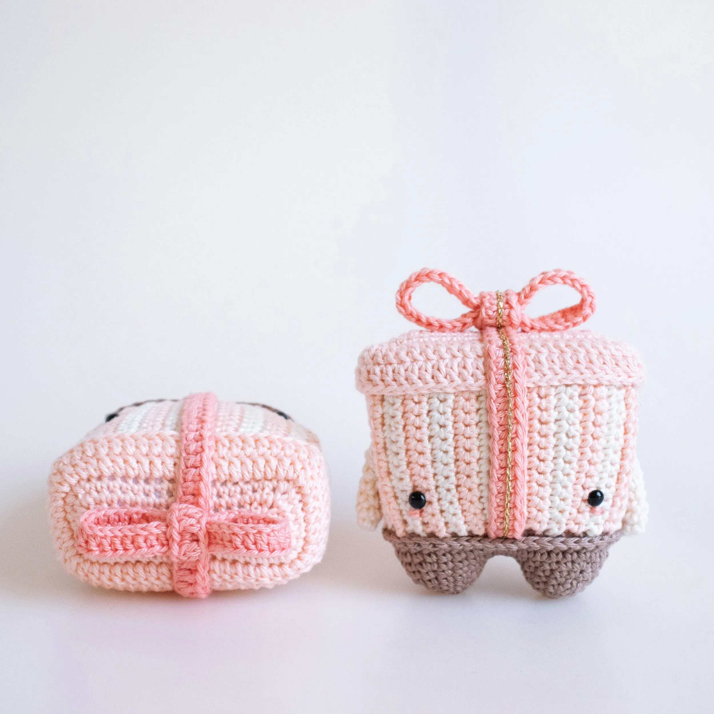Amigurumi Crochet Kit . Valentine's Day