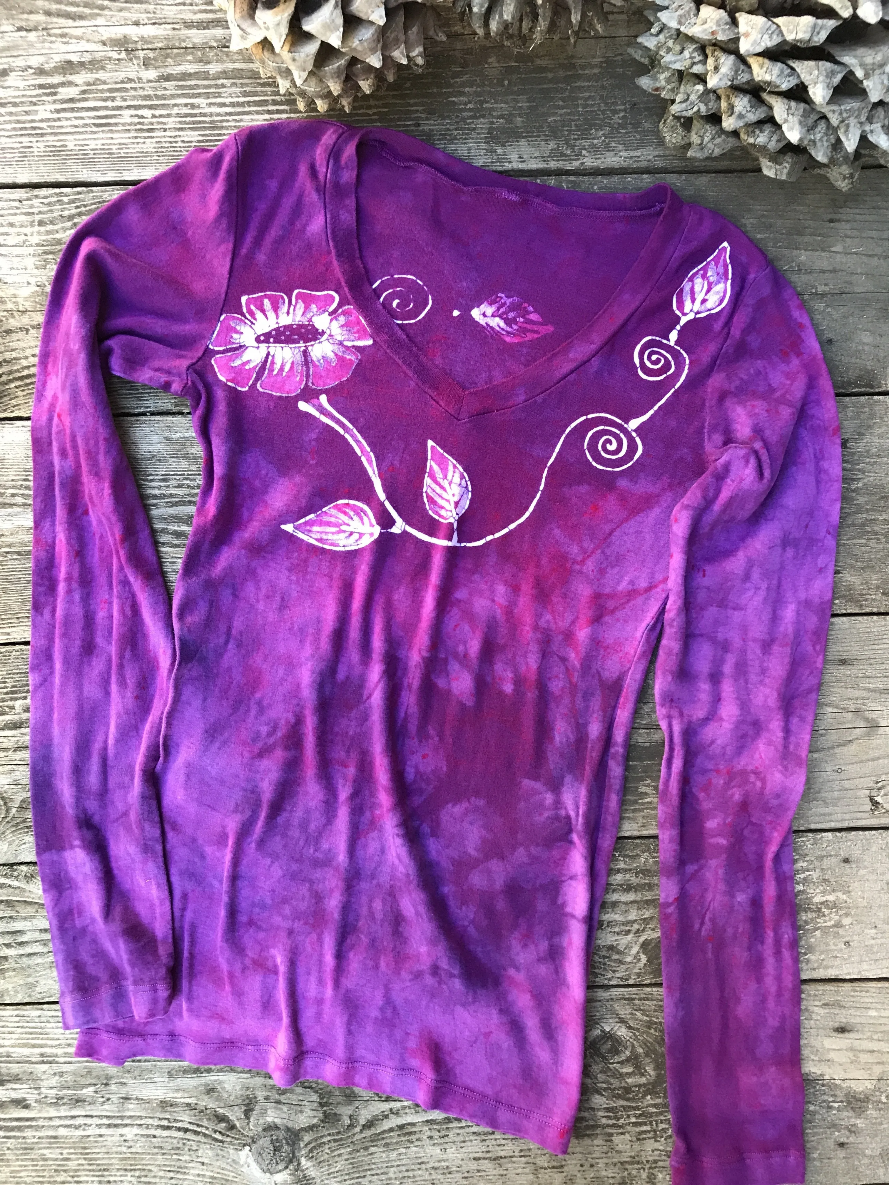Mysterious Rose In Passionate Pink Long Sleeve Batik Top