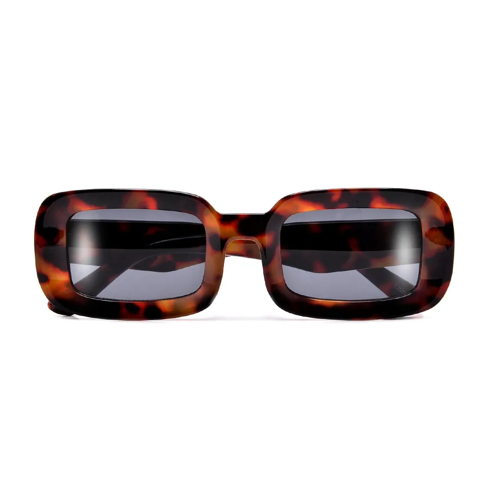 RECTANGULAR CHUNKY DEEP FLAT LENS SUNNIES