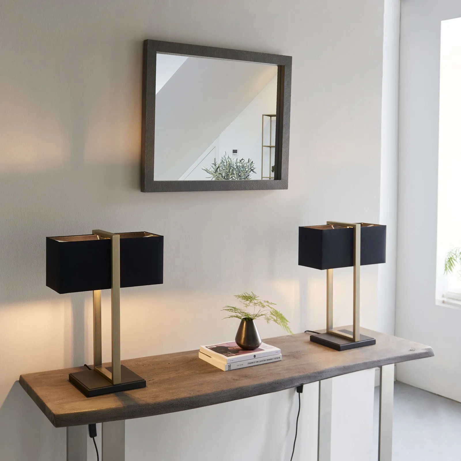 Studio Table