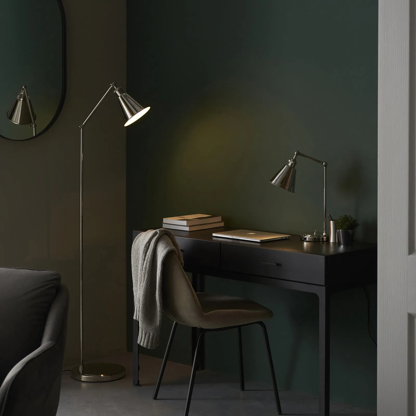 Zolia Table